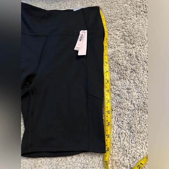 NWT Victoria’s Secret On Point Flow Bike Short Black Size 6 - Picture 9 of 9